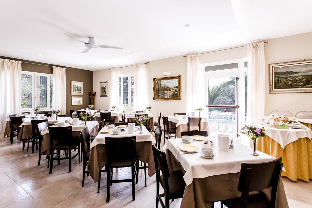 Hotel Sorriso ตอสโกลาโน มาแดร์โน ภายนอก รูปภาพ