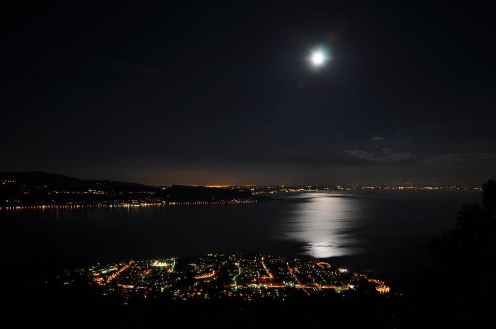 Hotel Sorriso ตอสโกลาโน มาแดร์โน ภายนอก รูปภาพ